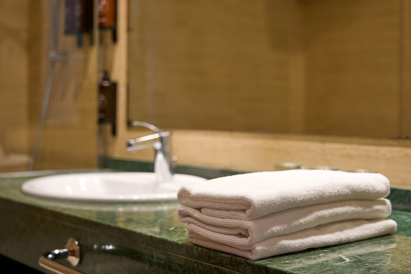 005_alta_senatorgranada Triple.jpg